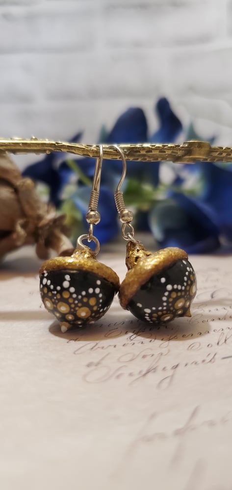 Acorns Black White Gold Dot Dangles