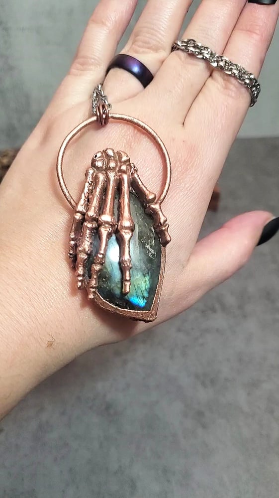 Skeleton Labradorite Copper Pendant