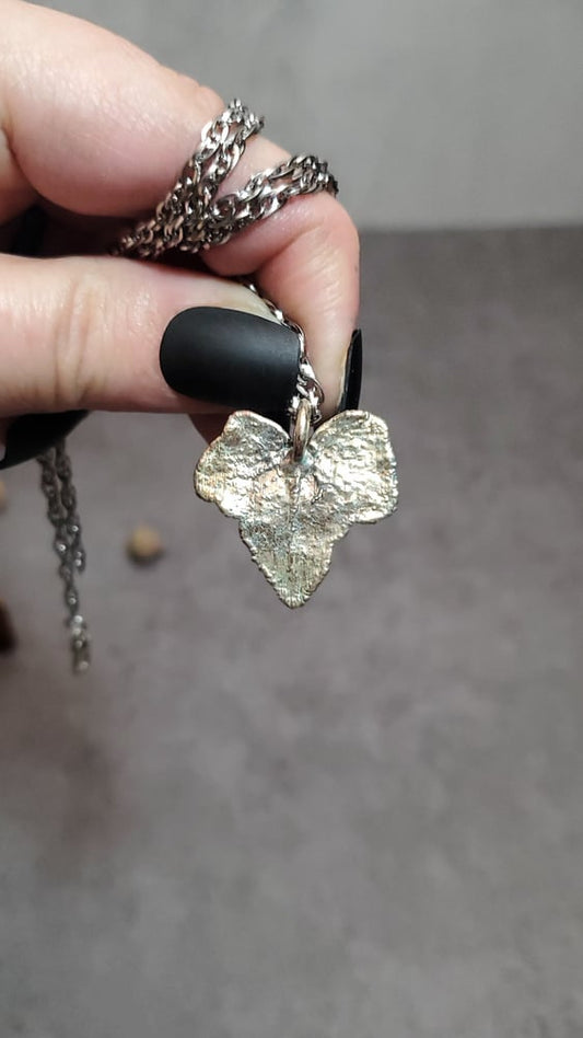 Medium English Ivy Leaf Silver Plated Copper Pendant